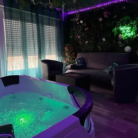 The Jungle Spa Strasbourg Schiltigheim Esterno foto